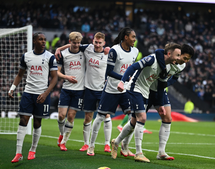 Son Heung-min won the 87th minute  Madison final goal Tottenham and Manchester United 1-0 in the match against each other...15th place → 12th place, 3 steps jump 