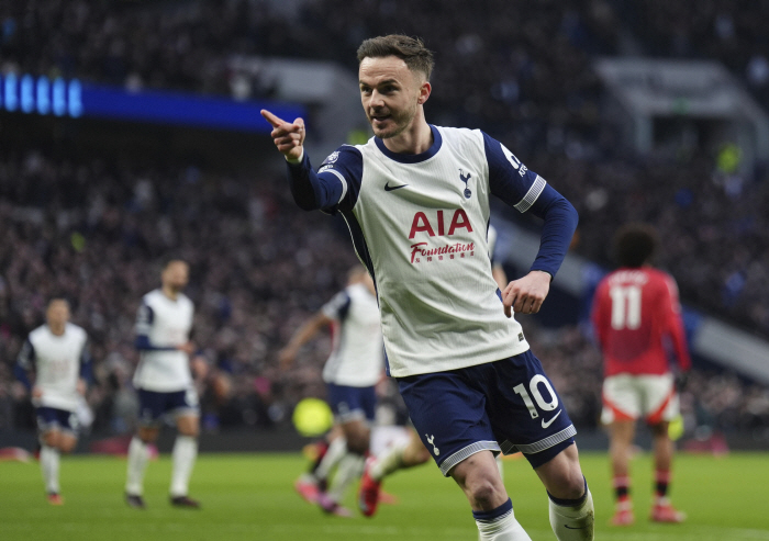 Tottenham Madison  Vicario Resurrection Show  Son Heung-min's second half stormy standing ovation, and Manchester United's 10th consecutive defeat league. It took a breather to 12th place