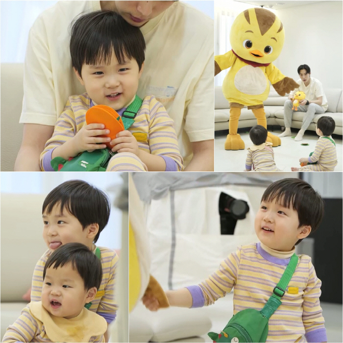 Kim Jun-ho Eun-woo became a successful fan in his 39th month of life...Smiling in Dad's arms (Sudol)