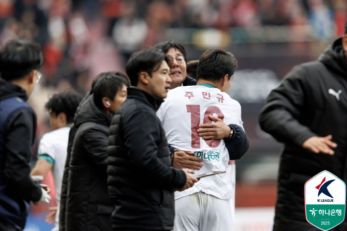  As soon as he transferred to Daejeon, multi-goal Joo Min-kyu was honored as MVP in the first round of K League 1