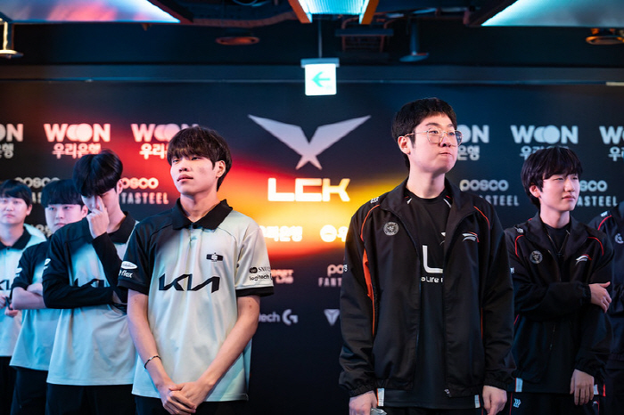 Hanwha Life e-Sports grabs Defensive Champion with Defending Champion and arrives in the LCK Cup final