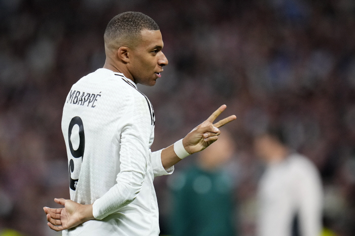 The calmness of Henri's scent from hat-trick Mbappe → Manchester City Legend's praise