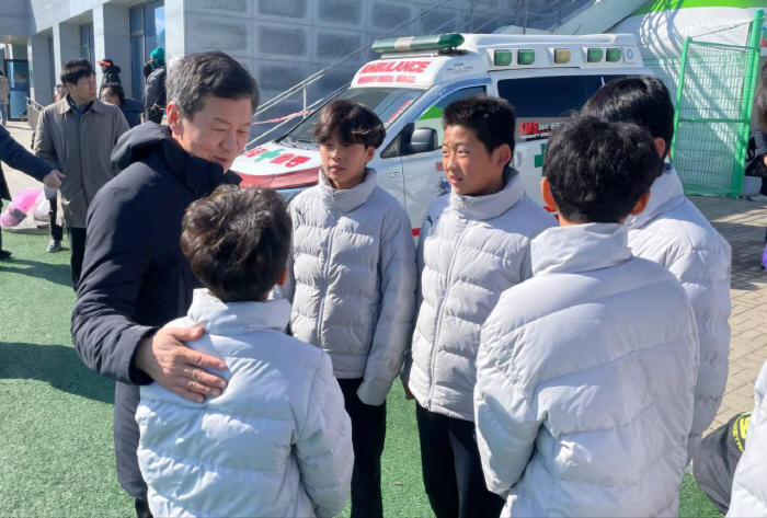 Candidate Chung Mong-gyu, who is running for the fourth term, has caught the election of KFA chairman...Proclamation of Support for Relay in Soccer, including City and Provincial Associations