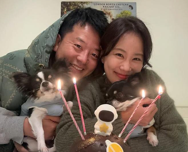  Yes, we're getting married!Kim Jun-ho ♥ Kim Ji-min becomes a comedian couple in July (Full Story)