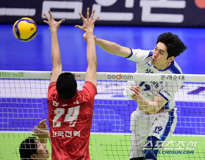 Spring Volleyball Arithmetic Possibility Samsung Fire & Marine Insurance Co., Ltd. Shut down 30! 3 points for the first time in a long time. Sweet. 