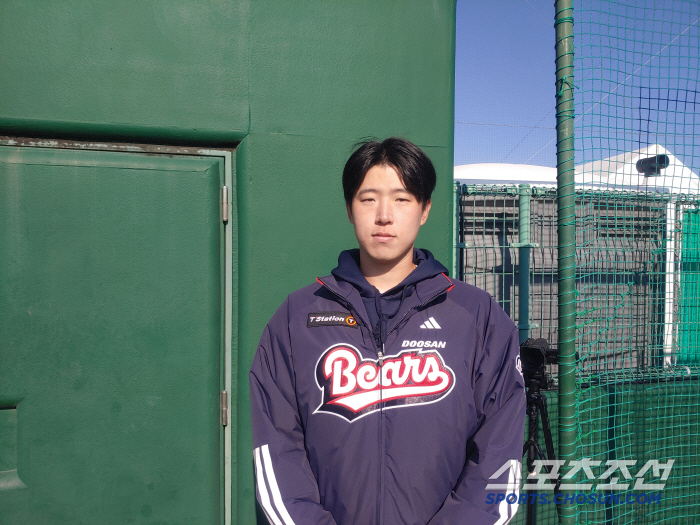 One hundredth ball, 150km bam! Will the 1st-designated prospect, who gave up with tears, explode at Doosan in five years? 