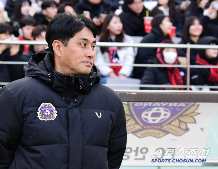  Lin guard ripped it Seoul defeats Anyang 2-1 in Derby, its first home...a clear head start