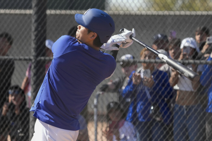 Bullpenser 95 miles → Bullets double to right-center in 24 hours, and Otani Tuta's rehab is in progress, making his first appearance in a weekend exhibition game