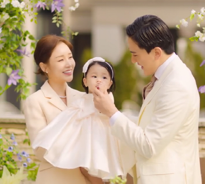 Financier ♥ Yoon Jin-yi became a mother of two daughters..Today (24th) C-section birth girl