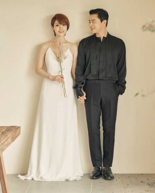 Gummy Shares Love Story with Cho Jungseok