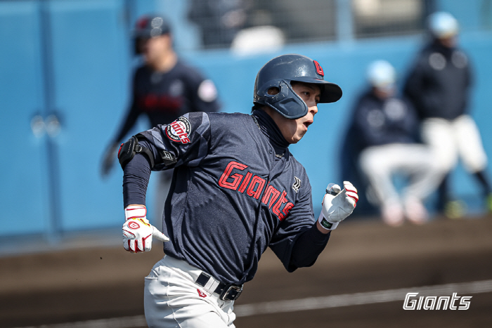 Kim Jin-wook 3 scoreless innings → Son Ho-young final hit → Kim Won-joong's first appearance...Lotte Caught Softbank 