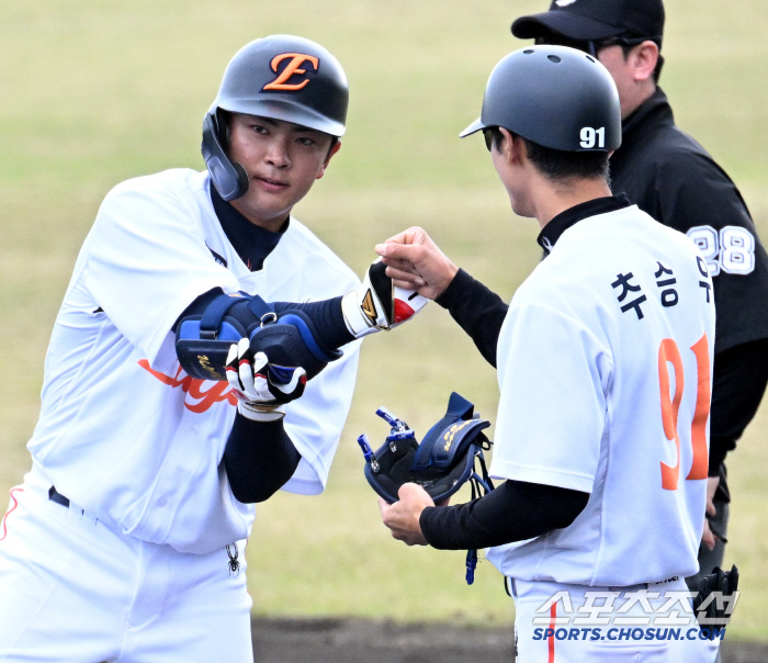 What if the pitcher shakes? to win by hitting…Ryu Hyun-jin pitched two good innings, Hanwha caught KT and won two consecutive practice games