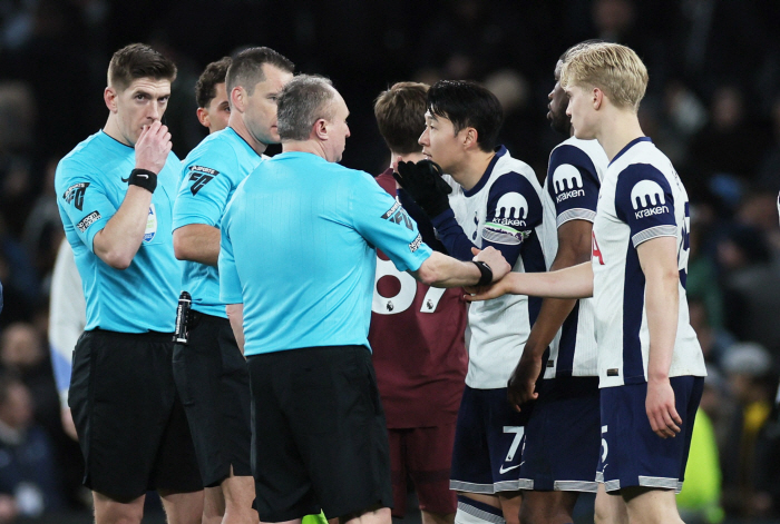 I'm upset. Man City killer SON's shock bench start controversy, Son Heung-min will play in 23 minutes → Big chance miss...Tottenham 01 Defeat