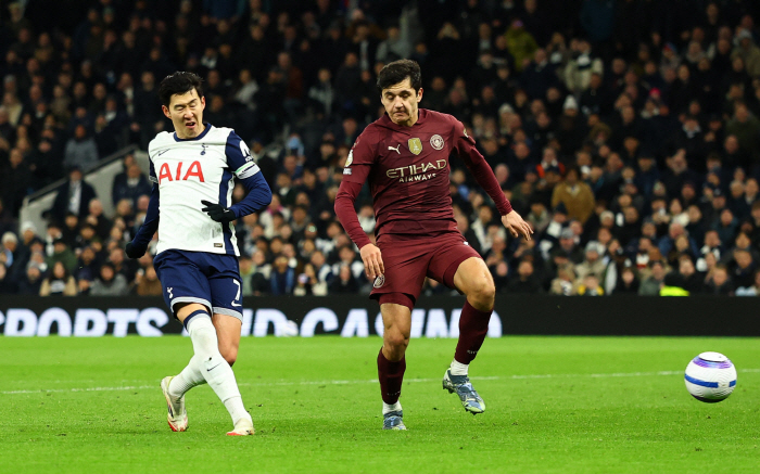 Oh, I should've floated it! Son Heung-min's replacement card fiasco, and Golden Chance, the equalizer against Manchester City, failed. Tottenham's 4th win in a row frustrated, 01 defeat to Manchester City