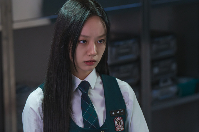 Hyeri’s Captivating Performance in ‘Friendly Rivalry’ Wins Viewers’ Hearts