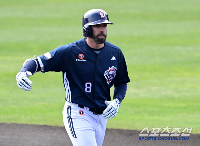 The second consecutive timely hit against Doosan, Softbank high school rookie coached by Ichiro, and the coach is shocking (Min Chang-ki's Japanese baseball)