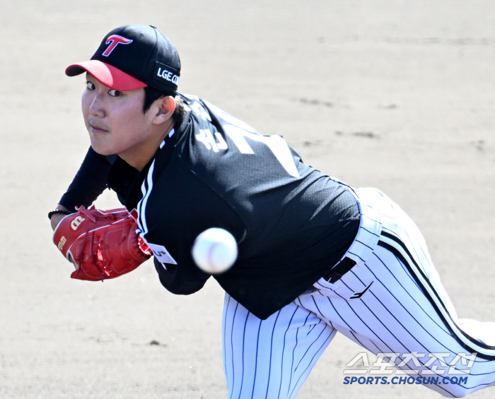 Four hits and one run to KIA and Samsung? The magic spell of raspy, which erased the mound weakness, aggressive pitching, control, and crystal ball (Okinawa Comment)