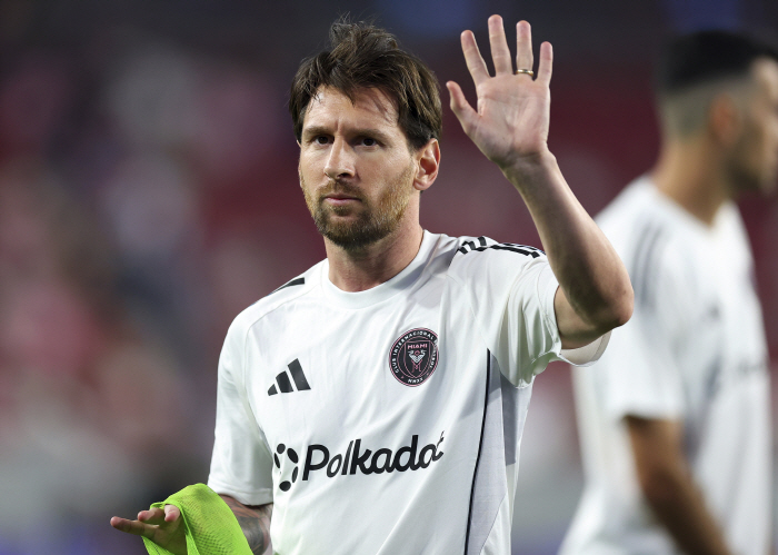 Lee Kang-in, listen to me! Messi's shocking confession...I was not happy at PSG