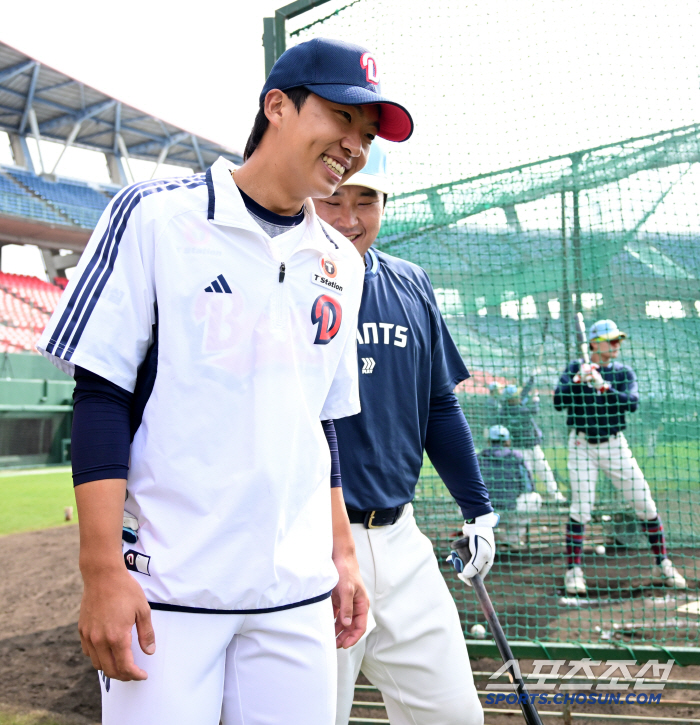 Minseok, are you a superstar or what! The older brothers' mischief toward Kim Min-seok, who visited Lotte in Doosan's uniform 