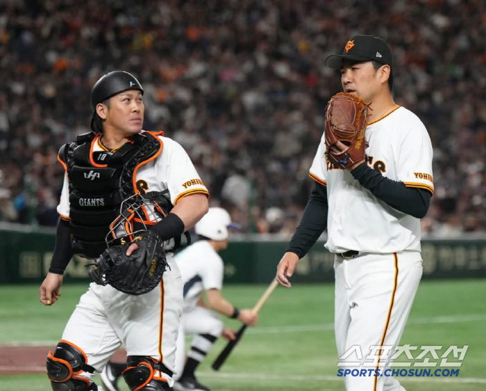 Will the path of honor finally open...197 wins in total, two scoreless innings without four pitches by Tanaka, handling a monster Murakami fly ball to left field 