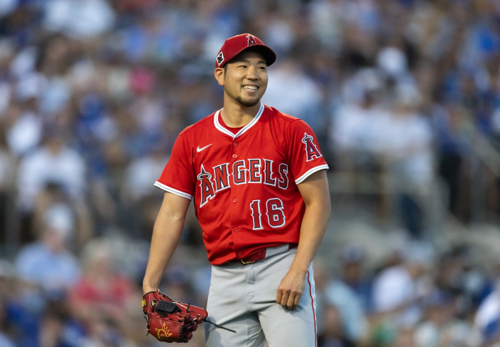 Won't you hit as much as you did last year? Ohtani, a high school senior who was happy with his first home run, did the manager operate?